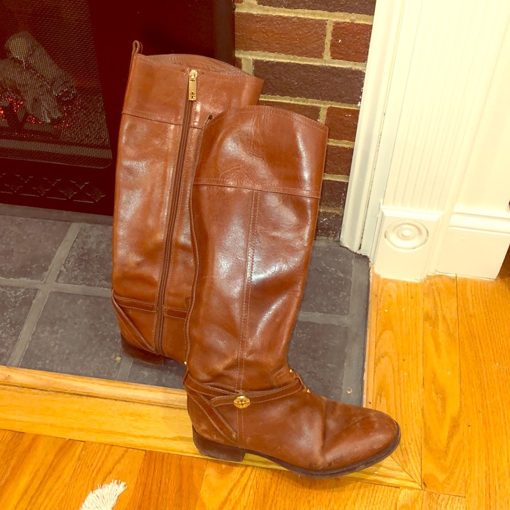 Torey Burch boots size 8.5